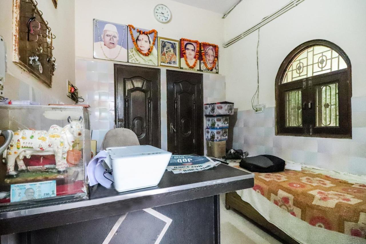 Hotel Spot On 60838 Shri Giriraj Dham Govardhan Exterior foto